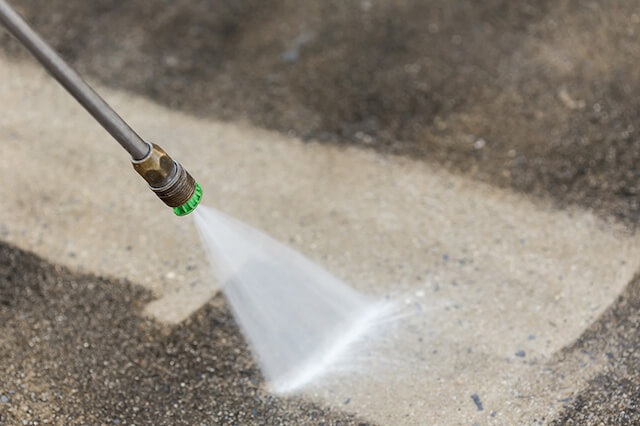 parking lot pressure washing in bloomington