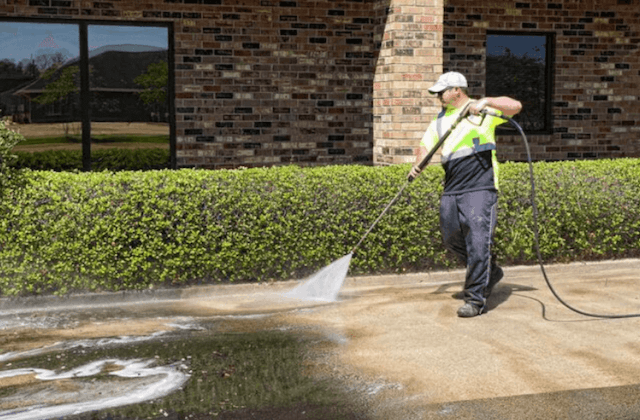 commercial concrete cleaning in bloomington